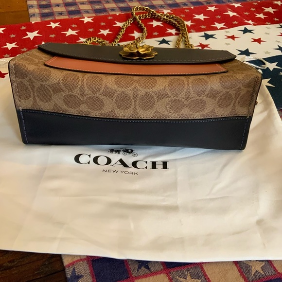 Coach Purse; Parker - Picture 4 of 7